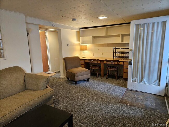 Building Photo - 921 Mary St