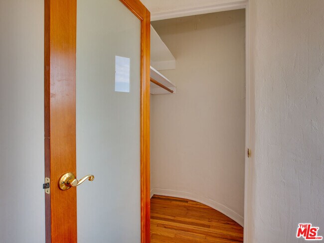 Building Photo - 2534 7th St