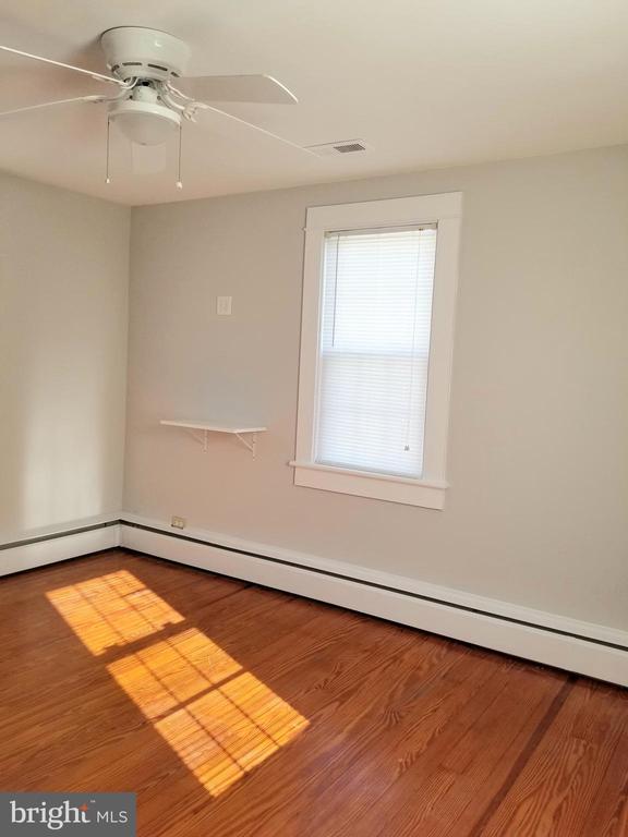 Building Photo - 300 Lafayette St