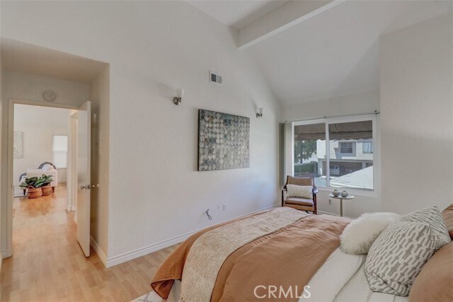 Building Photo - 2 Aruba St