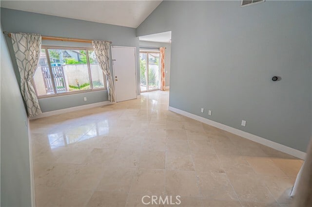 Building Photo - 25713 Vista Fairways Dr