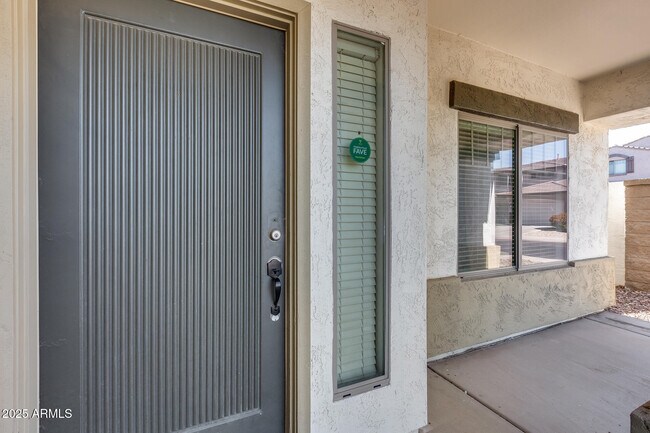 Building Photo - 17435 W Saguaro Ln