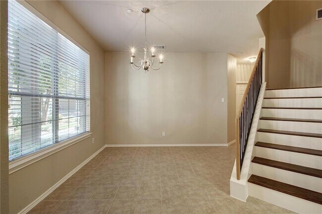 Building Photo - 1310 W Parmer Ln