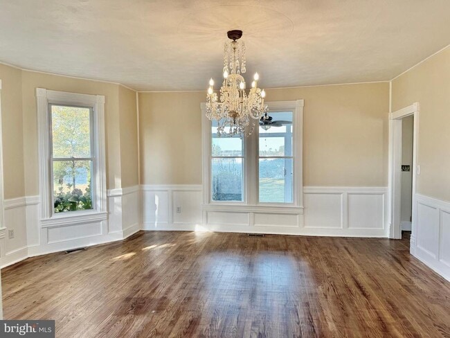 Building Photo - 48600 Deep Cove Ln