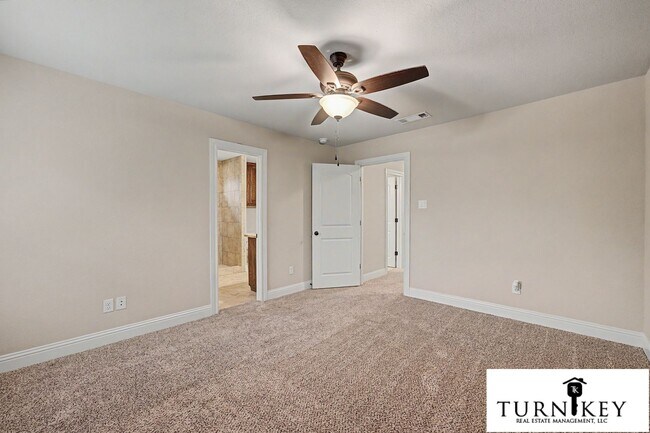 Building Photo - 7905 Butler Ct