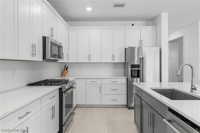 Building Photo - 1854 Amador Ct