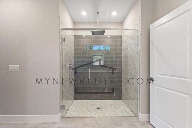 Building Photo - Deposit-Free! Modern, energy efficient hom...