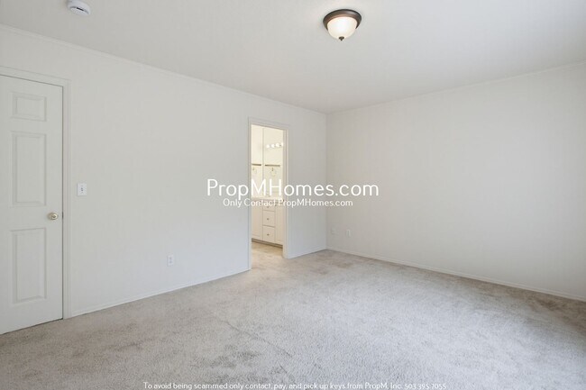 Building Photo - 23858 SW Pinecone Ave