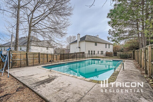Building Photo - 1160 Paper Creek Dr SE
