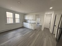 Building Photo - 297 Ohio St