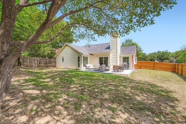 Building Photo - 2024 Ploverville Ln
