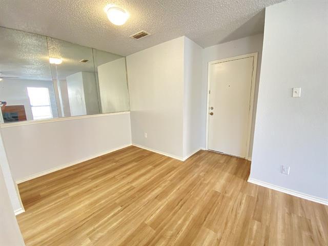 Building Photo - 2618 Isbella Dr