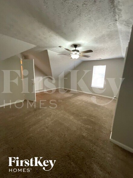 Building Photo - 3816 Benjamin Ct SW