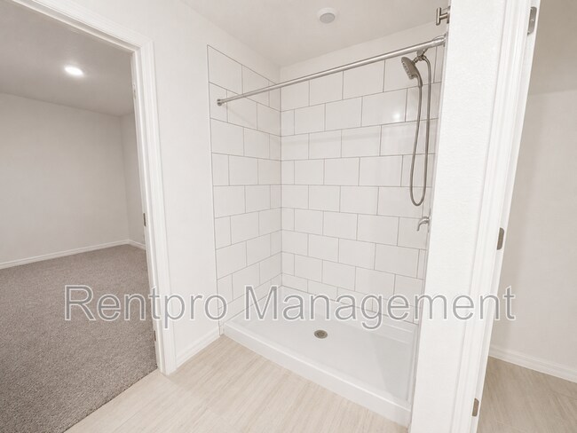 Building Photo - 12215 Radiant Gem Trl