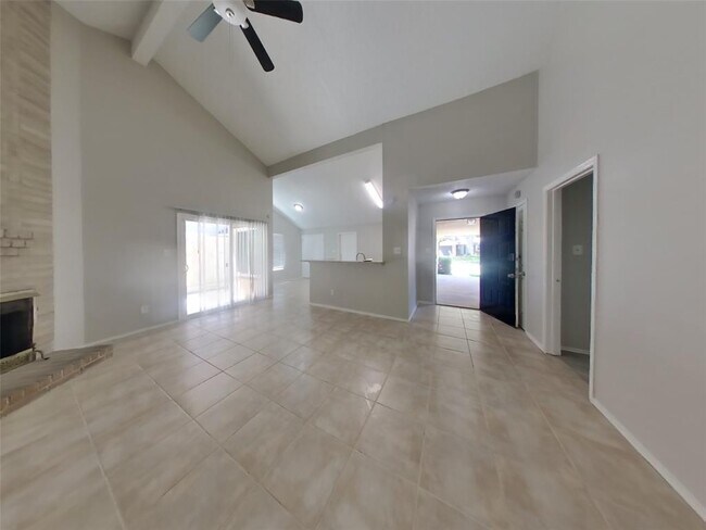 Building Photo - 24018 Spring Sunset Dr