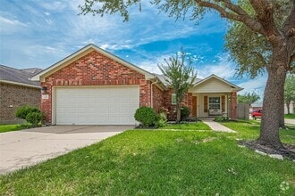 Building Photo - 2819 Lakecrest Way Dr