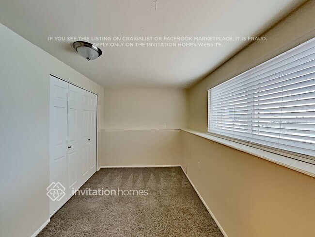 Building Photo - 13595 Green Ct