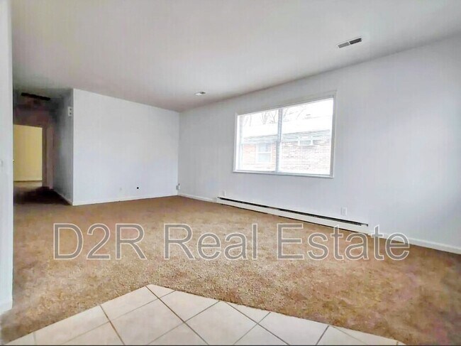 Building Photo - 7819 Southfield Dr