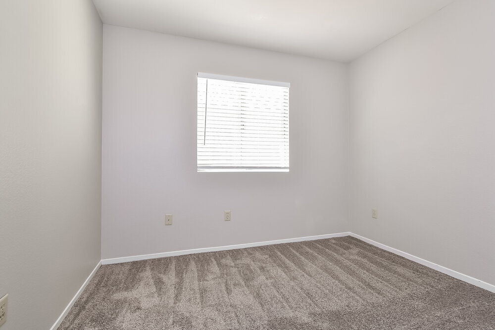 Building Photo - 5244 Del Lago Dr