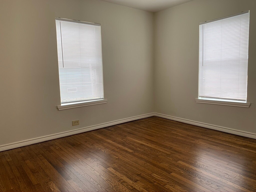 bedroom 10x12 - 513 Eleanor Ave