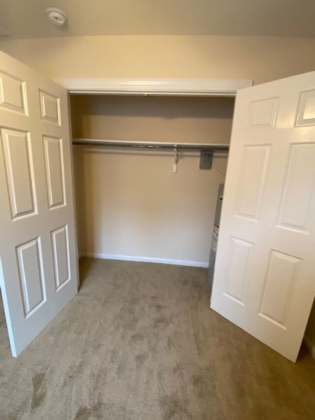 Building Photo - Jayne Lane Duplexes - Bldg 1