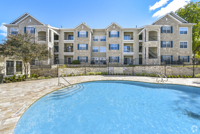 Building Photo - Acclaim at South Congress