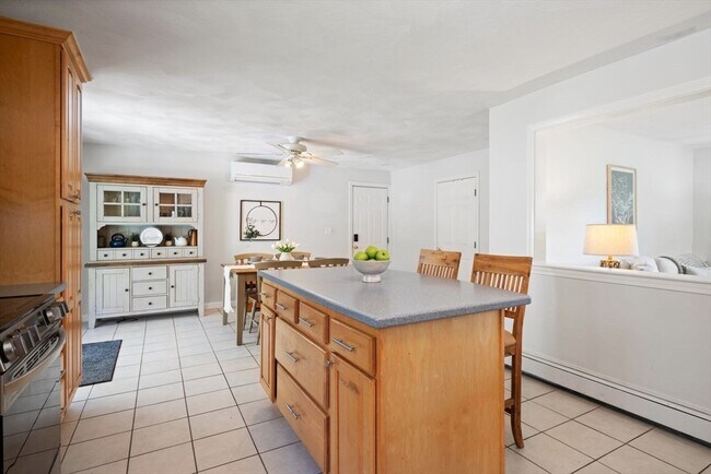 Building Photo - 112 Argilla Rd