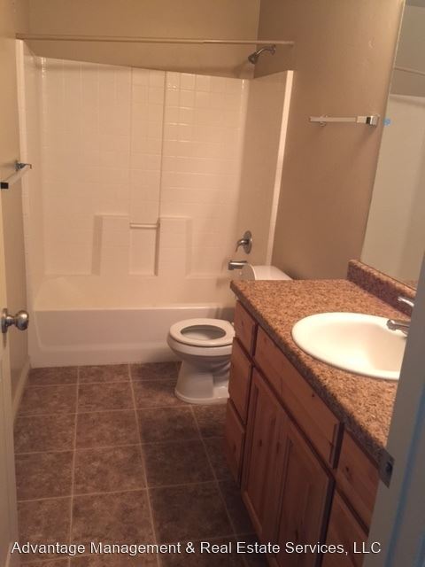 Building Photo - 3 br, 2 bath House - 2542 W 500 S #7