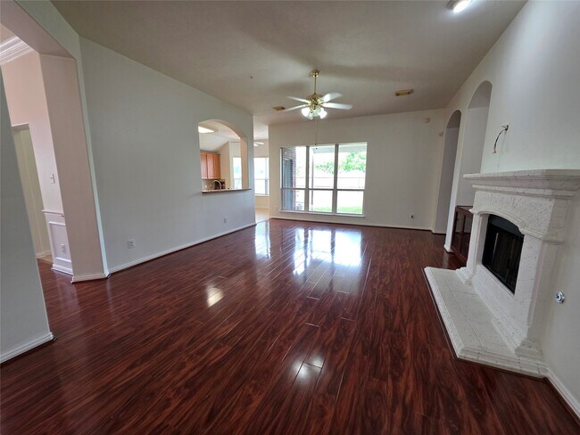 Building Photo - 3902 Double Trail Ct