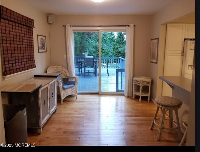 Building Photo - 1210 Tuxedo Pl