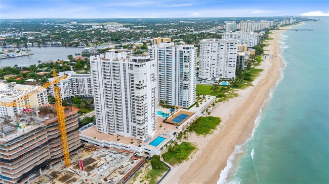 Building Photo - 1370 S Ocean Blvd