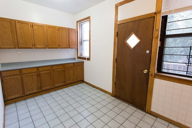 Floorplan - 1018 E. 54th Street