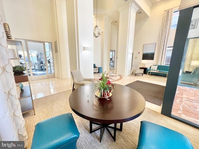 Building Photo - 3830 9th St N