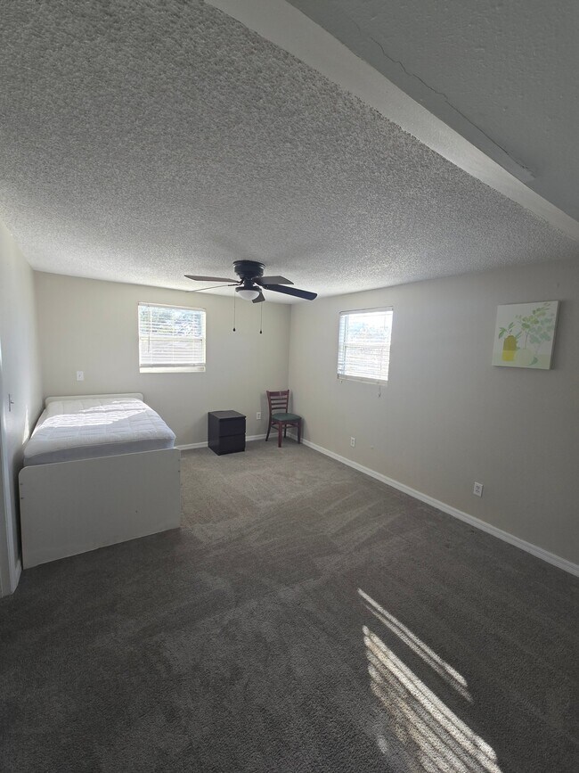Building Photo - 3796 N 139th Ave