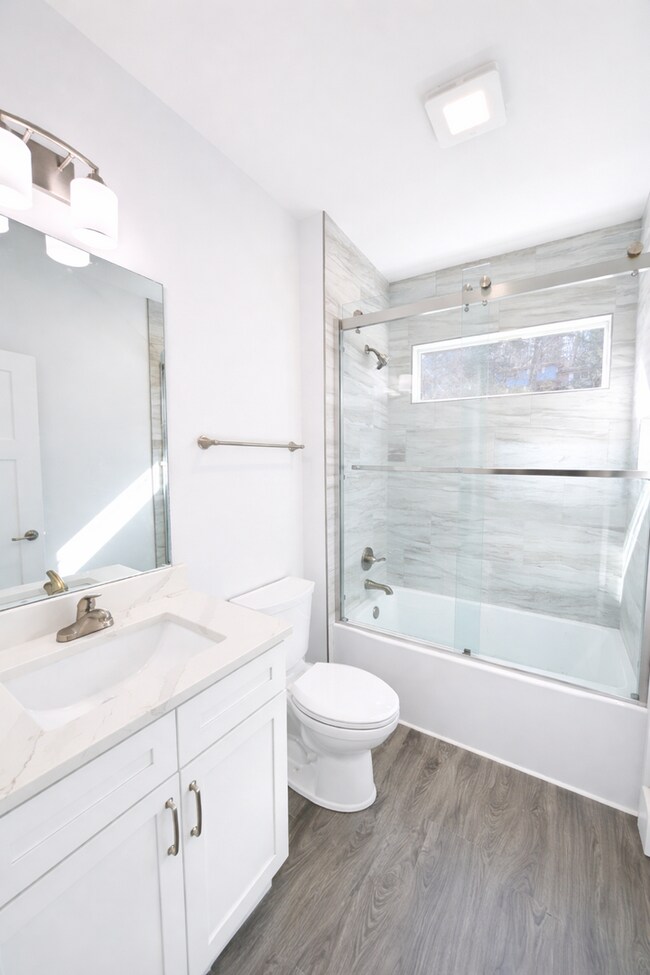 Building Photo - New Construction - North Asheville - Rental