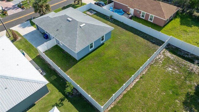 Building Photo - 311 Ave P NW