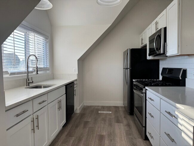 Building Photo - 81 Montoya Dr