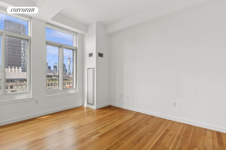 Building Photo - 85 Adams St