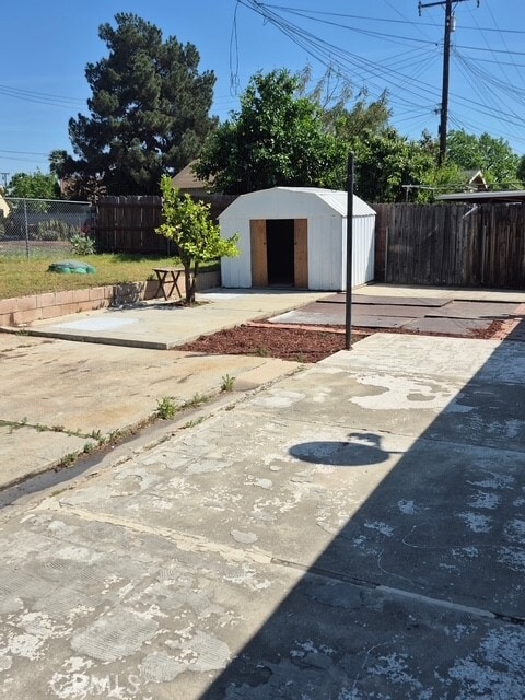 Building Photo - 992 Saed St