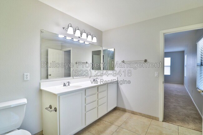 Building Photo - 2783 S Sailors Way