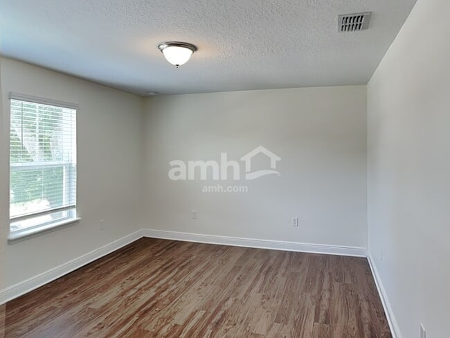 Building Photo - 761 Zarabrooke Ct