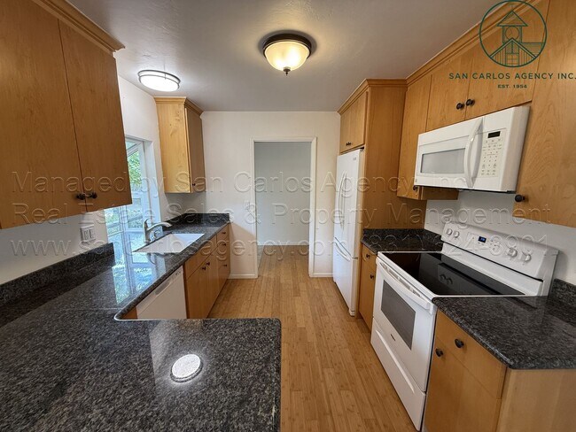 Building Photo - Spacious Three Bedroom Carmel Valley Villa...