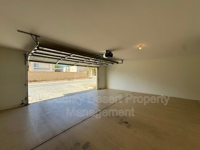 Building Photo - 28175 Avenida La Paz