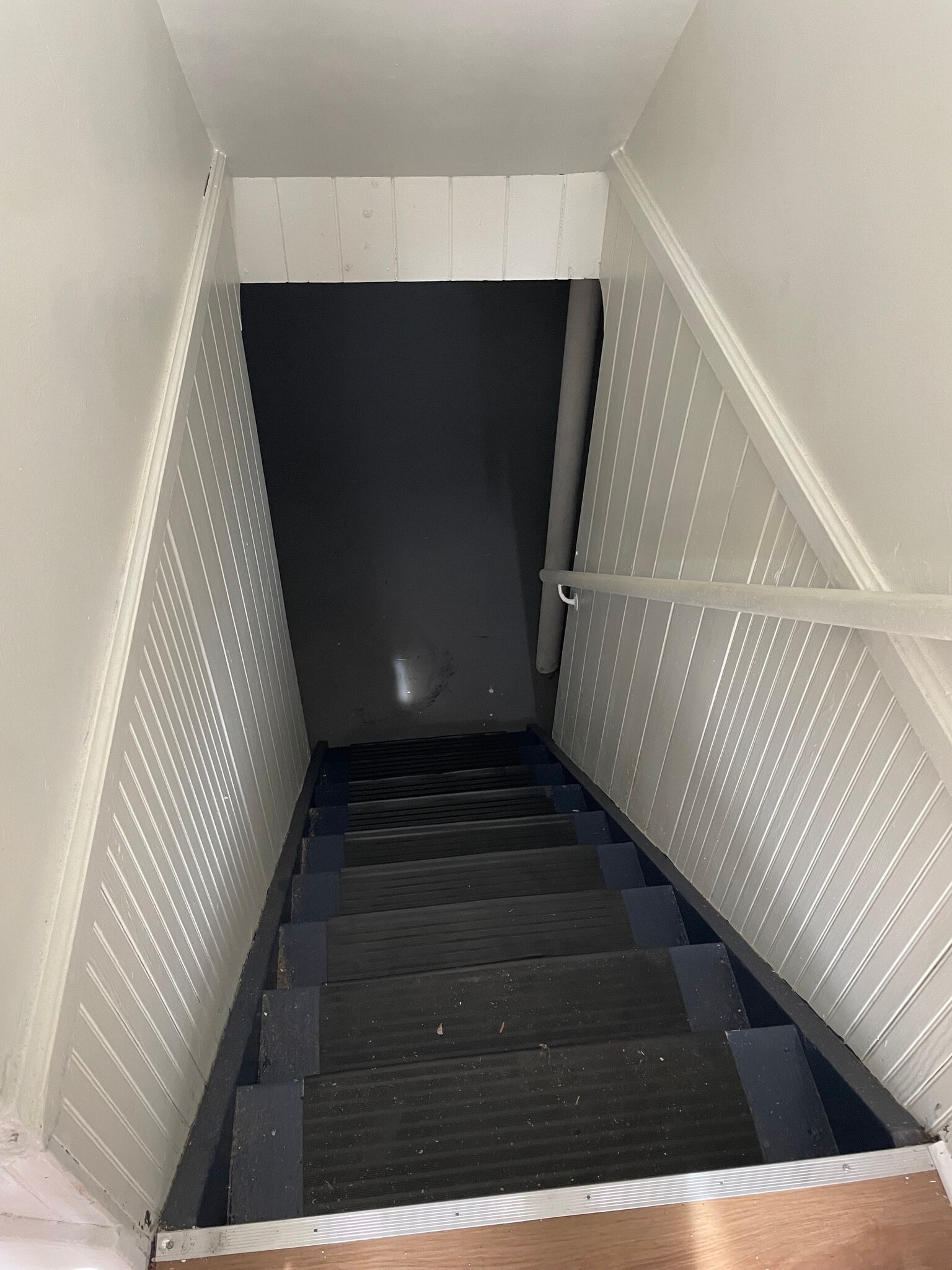 basement - 1023 W Ridge Rd