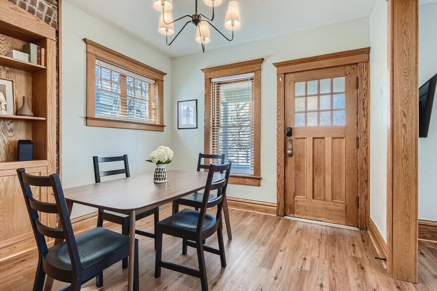 Building Photo - 91 Pearl St