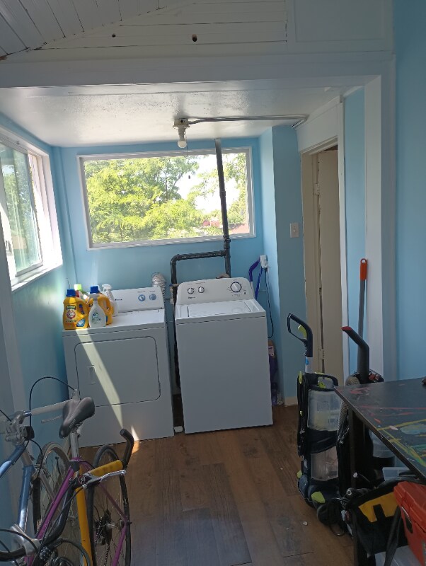 Building Photo - 1210 Sherman Ave