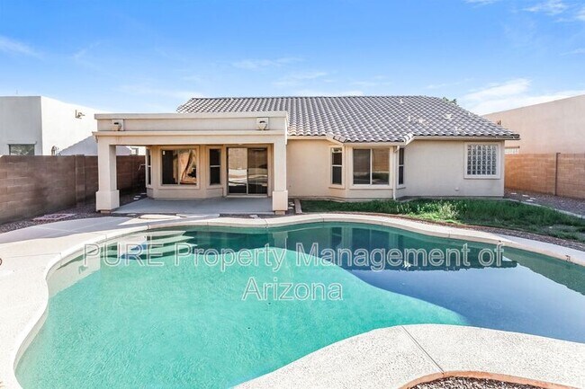 Building Photo - 10042 E Pantera Ave