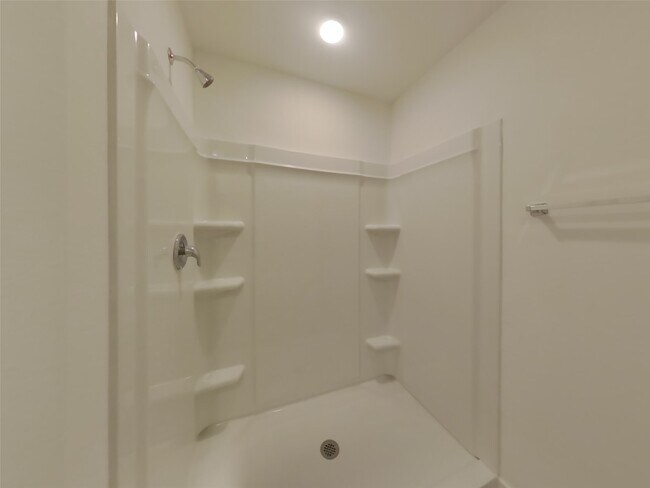 Building Photo - 3017 Fantasy Ter Dr