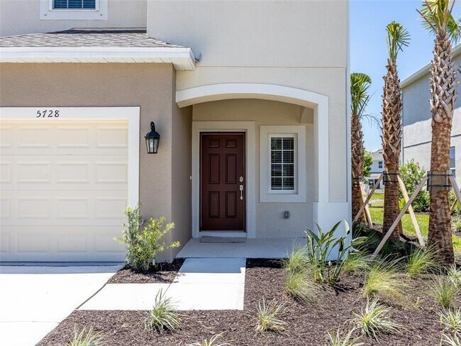 Building Photo - 5728 Haven Ter