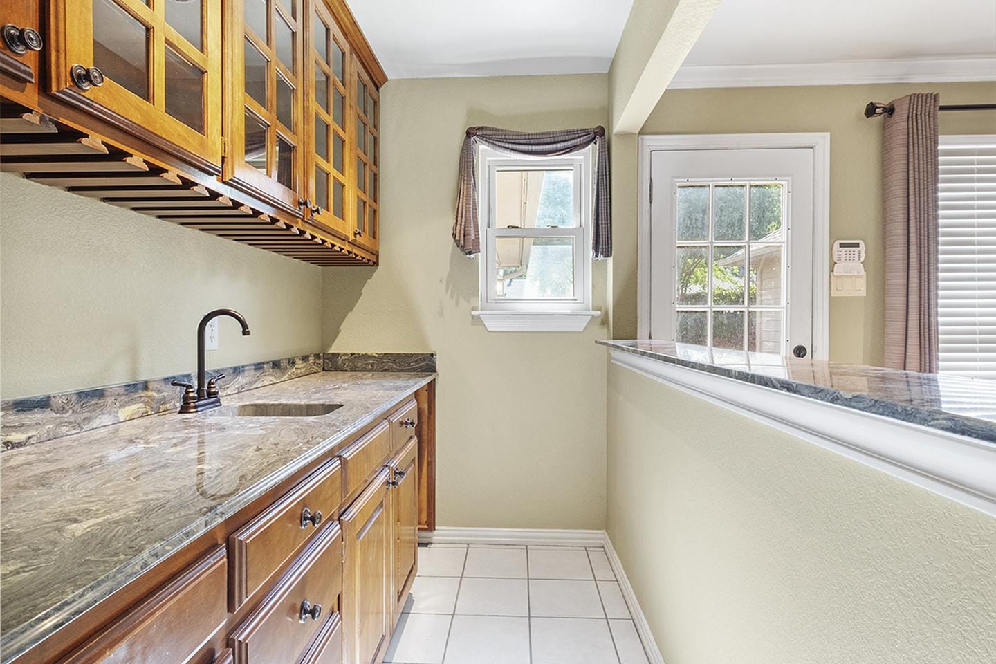 Building Photo - Spacious Arlington home near River Legacy Park